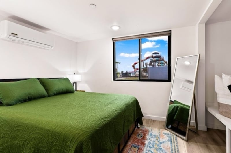 Yogi Bear™ Two Bedroom Glamping Cabin-9